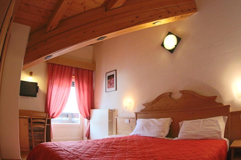 Liz Hotel & Apartments Predazzo Eksteriør billede